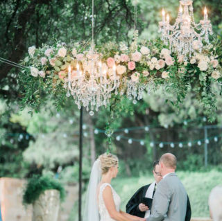 https://www.iynlighting.com/wp-content/uploads/chandi-320x319.jpg